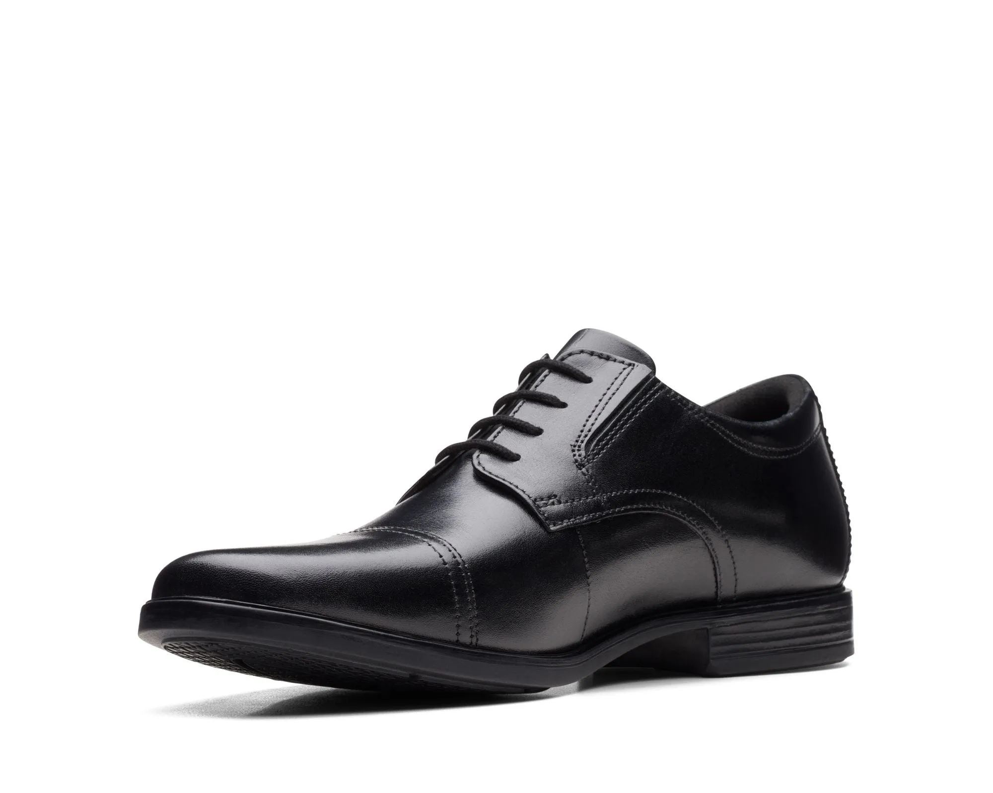 Clarks Howard Cap Black Leather - Standard Width