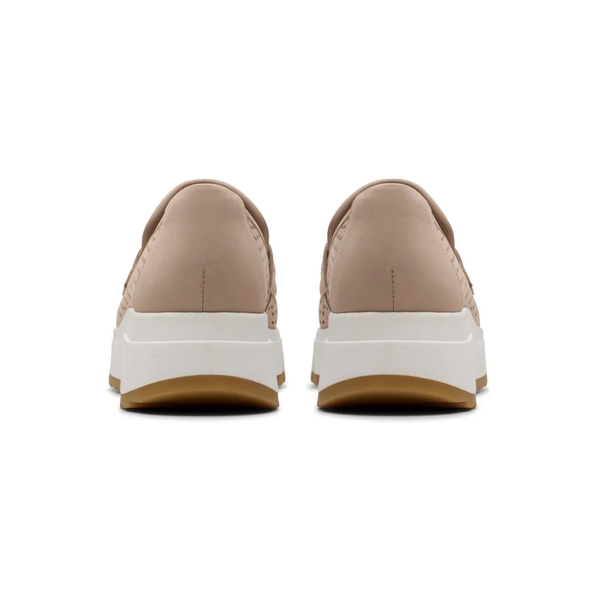 Clarks Women's Loriini Edge Sand Nubuck