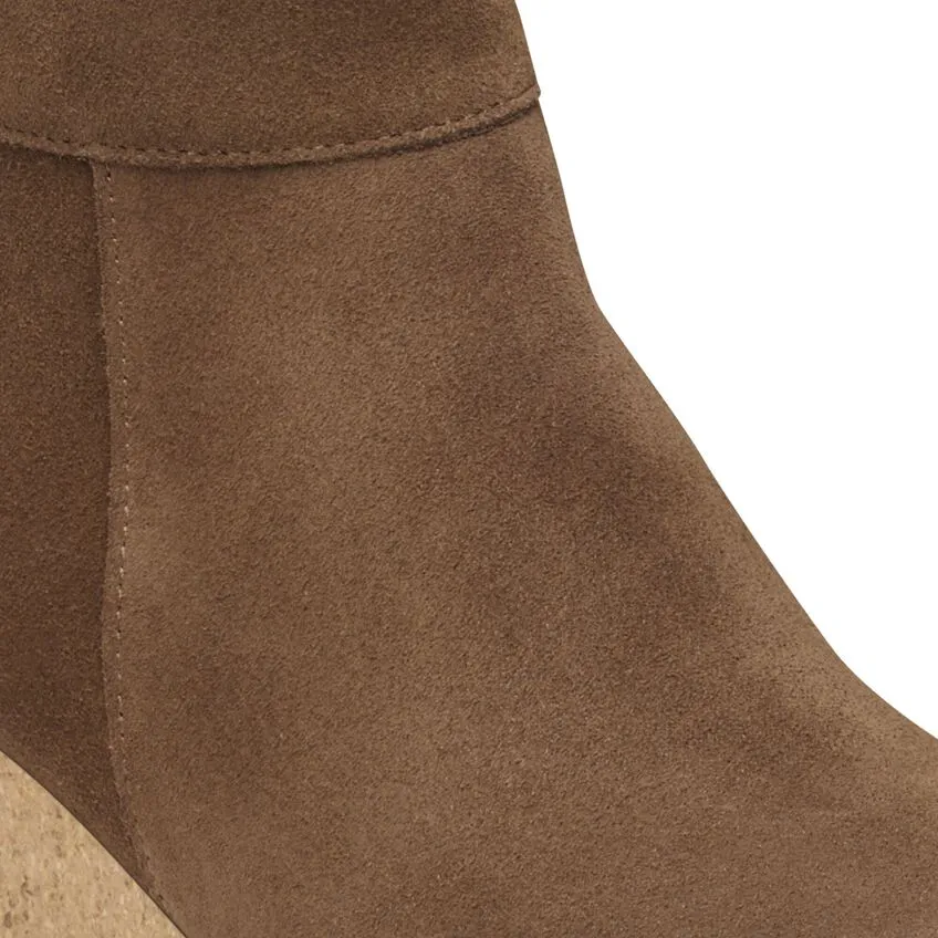 Ebba - Dark Tea Suede||Ebba - Sude th fonc