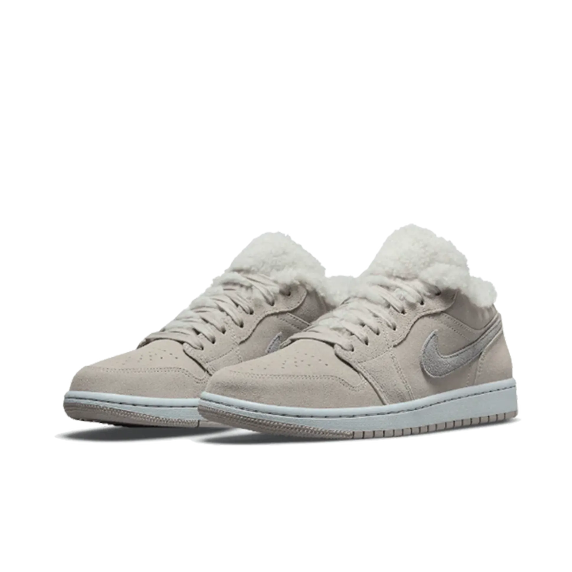 Jordan 1 Low SE Sherpa Fleece (Women's)