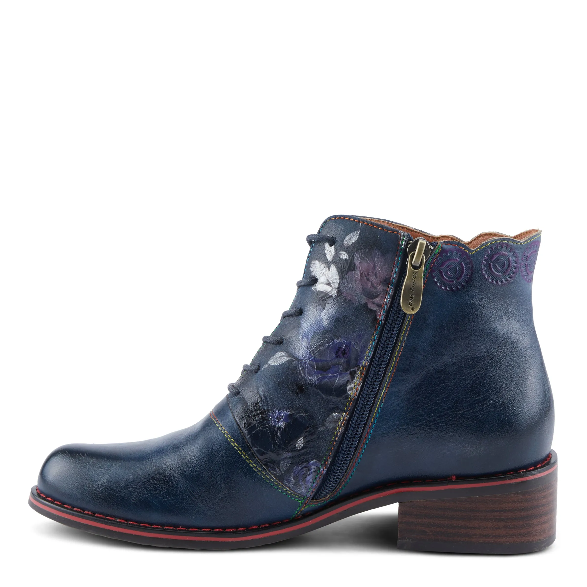 L'ARTISTE XENIA BOOTIE