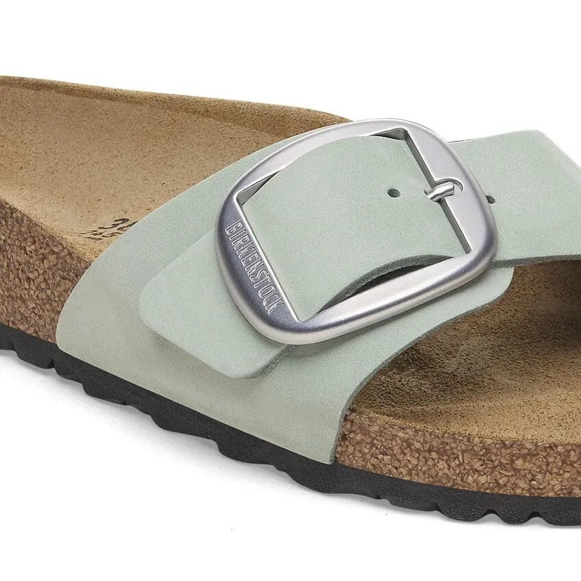 Madrid Big Buckle - Pure Sage Nubuck||Madrid Grosses Boucles - Nubuck sauge pure