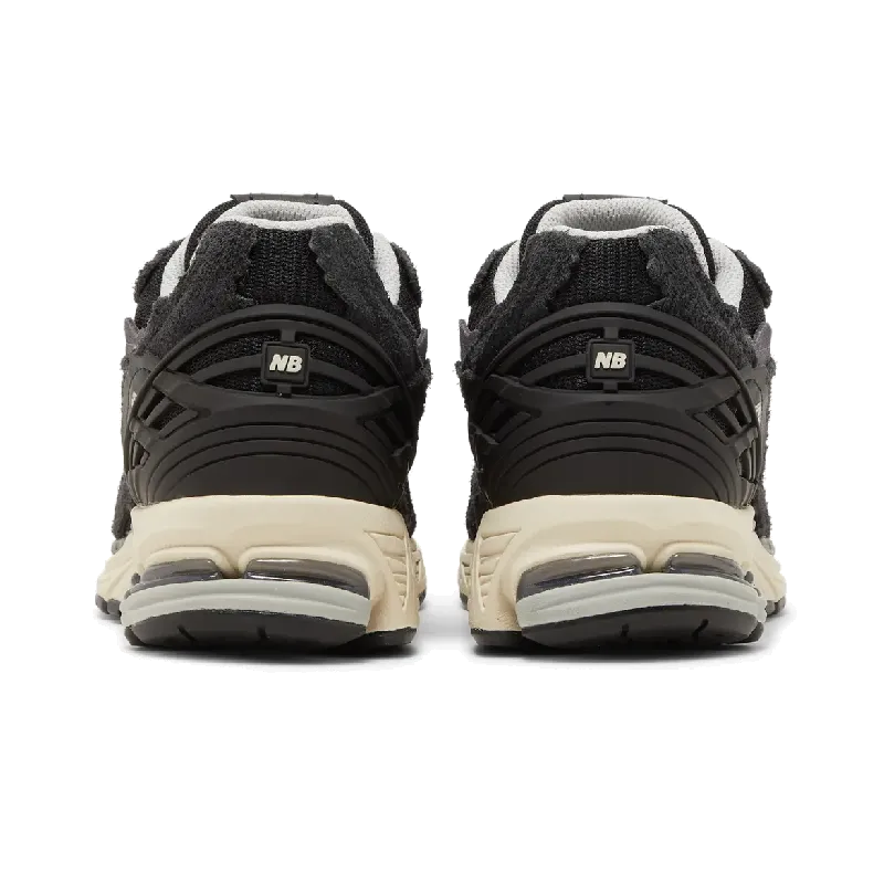 New Balance 1906D Protection Pack Black