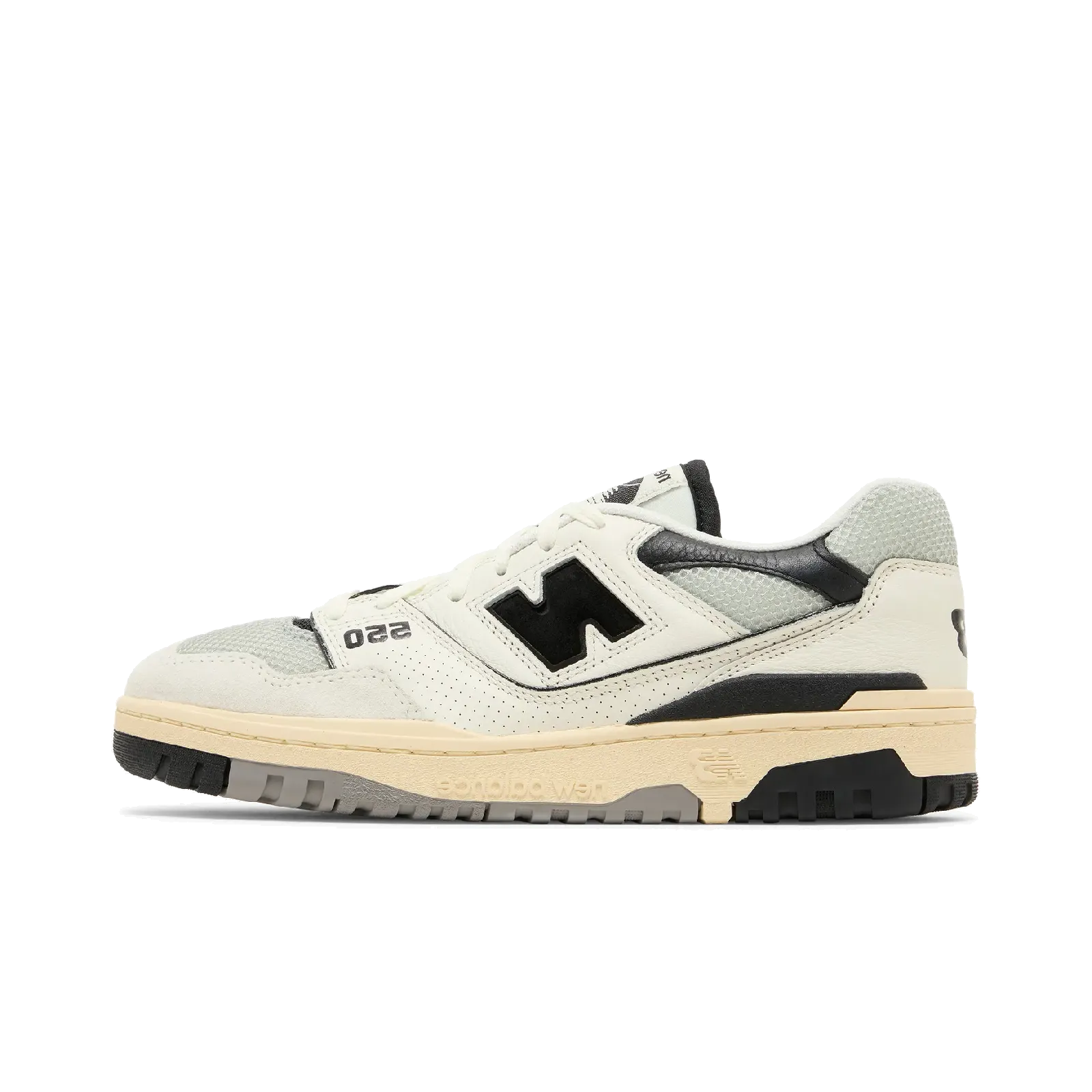 New Balance 550 Sea Salt Pack Black