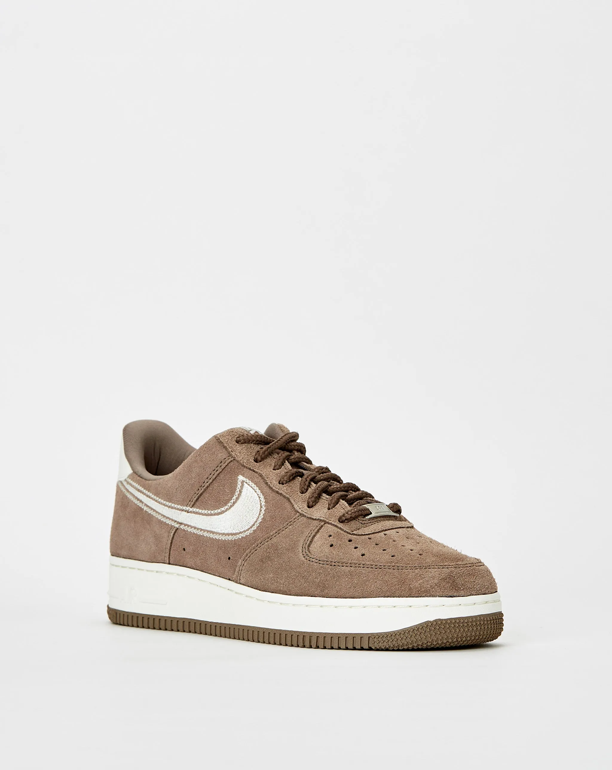Shoes Nike Air Force 1 '07 LV8