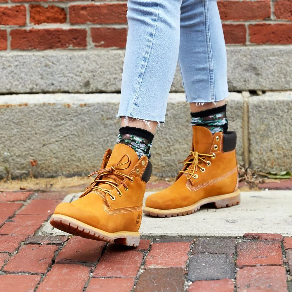 Timberland Women's 10361 6-Inch Premium WATERPROOF Boots