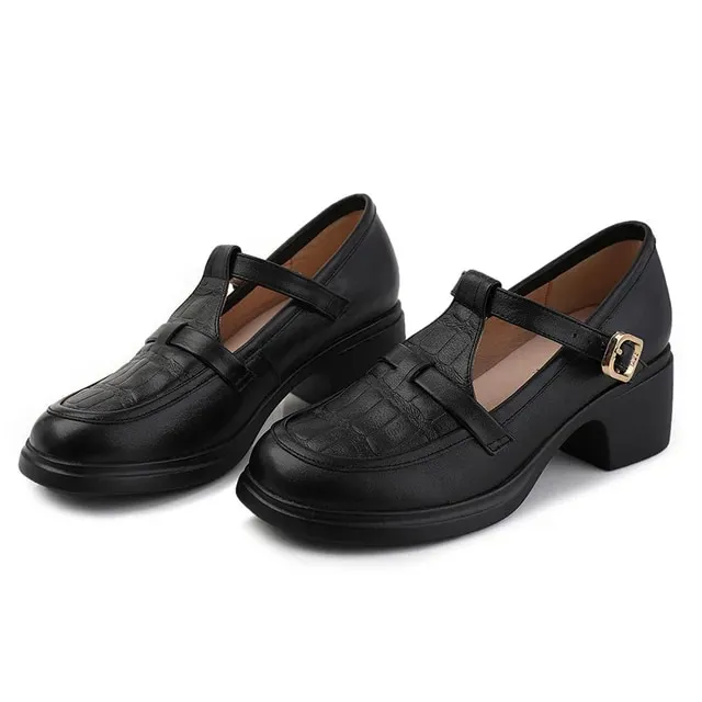 USS Shoes Sara Women's Square Heel Pumps