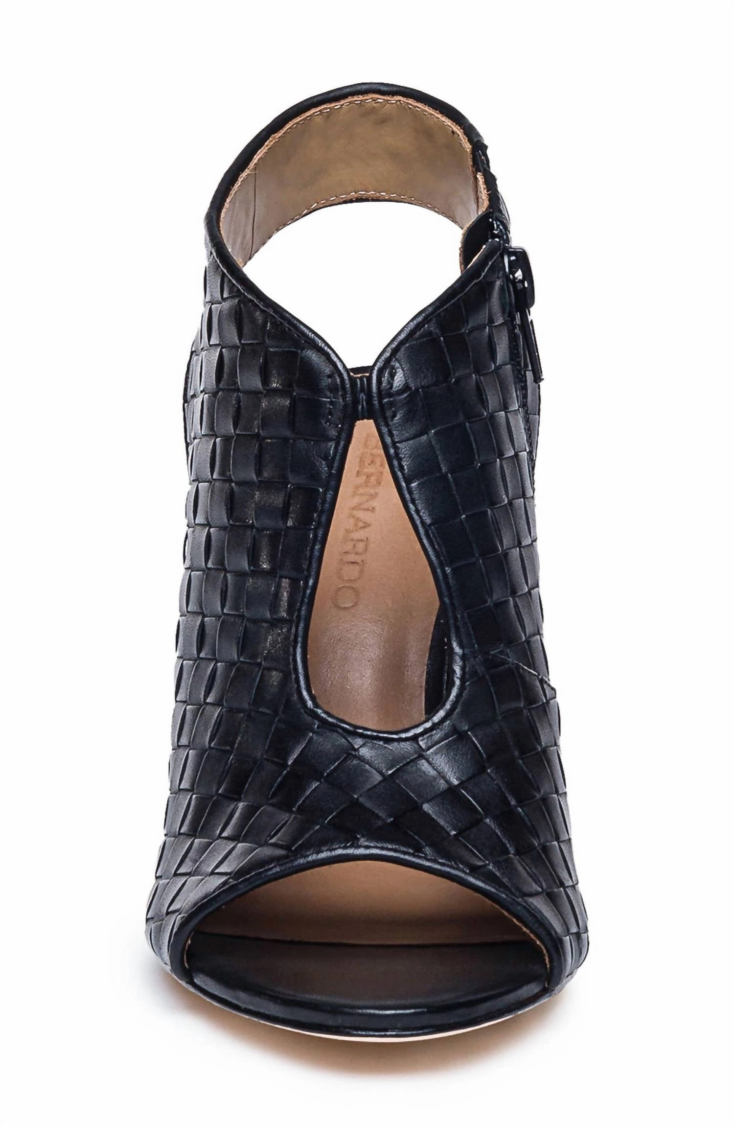 Women Leonora Sandal In Black