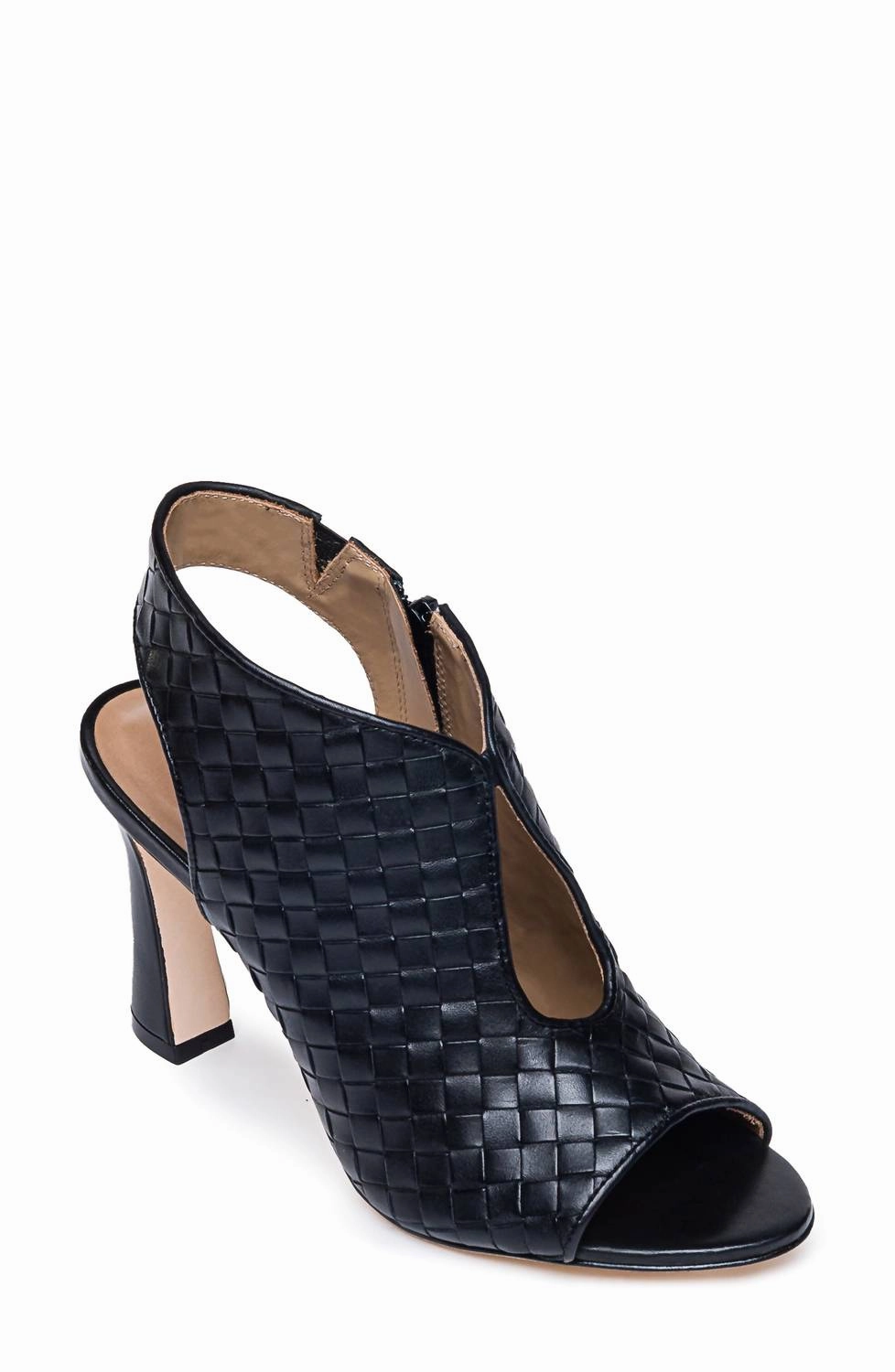 Women Leonora Sandal In Black