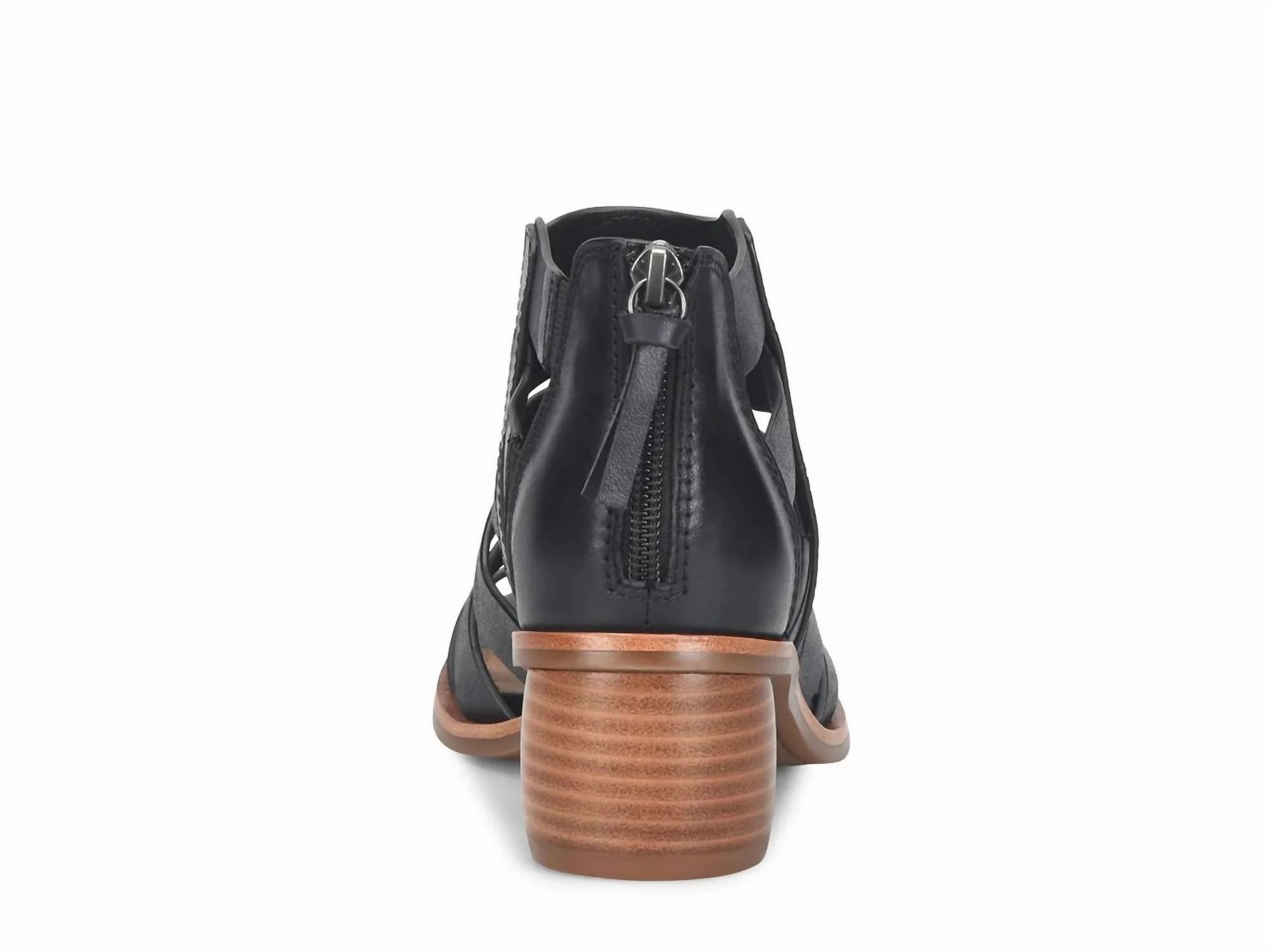 Women's Carmen Strappy Sandal In Black