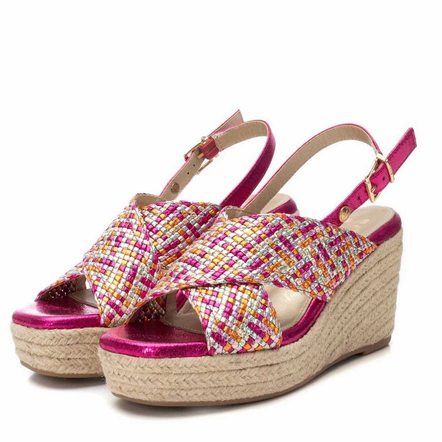 Women's Wedge Sandals In Fuxia